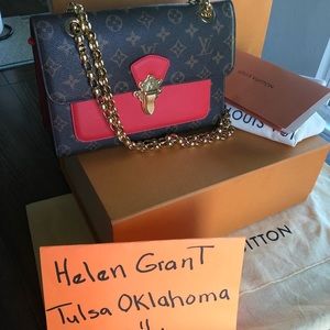 ❌SOLD❌Louis Vuitton Victoire monogram